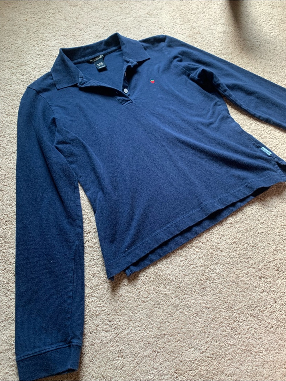 Vintage y2K Abercrombie & Fitch Polo with Strawberry - Picture 3 of 5